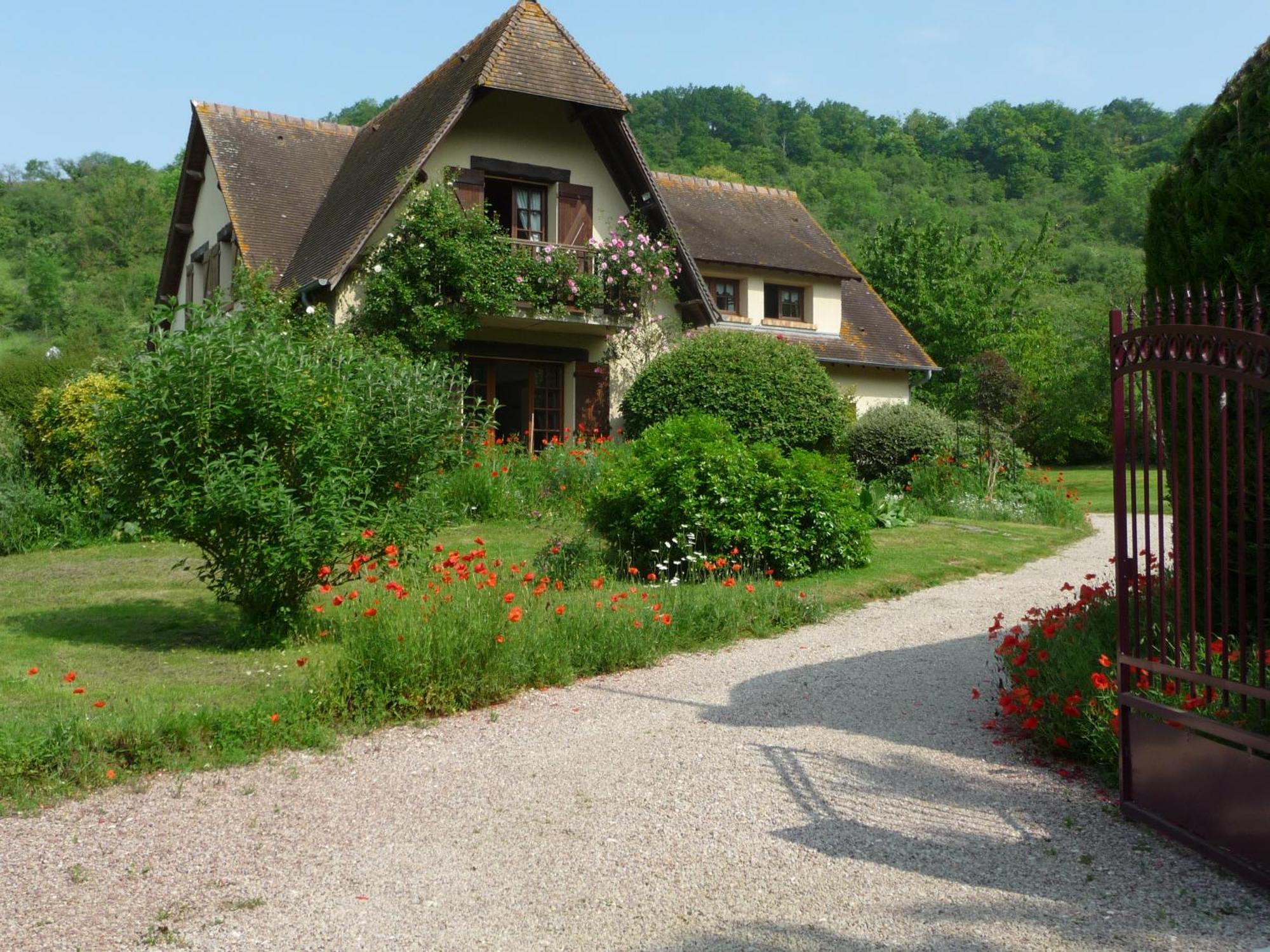 Maison D'Hotes Les Coquelicots Giverny Exterior photo